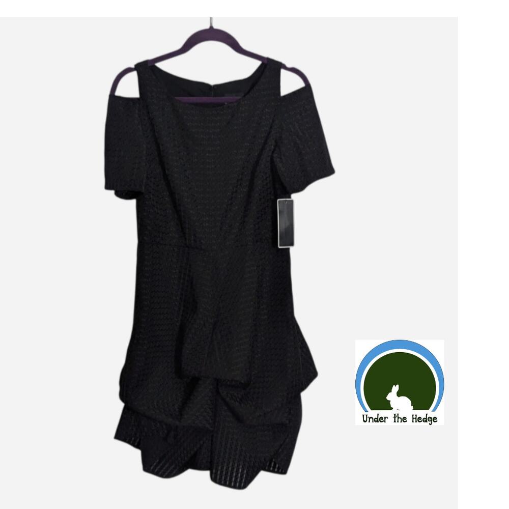 NWT Shani Black Cold Shoulder Ruched Cocktail Dress Size 6 Elegant Formal